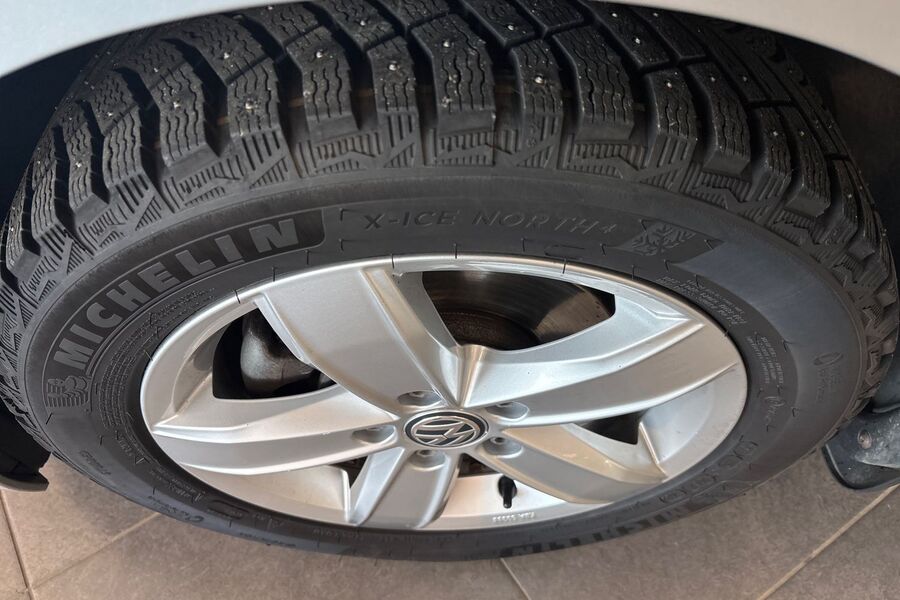 Volkswagen Golf Sportsvan vaihtoauto