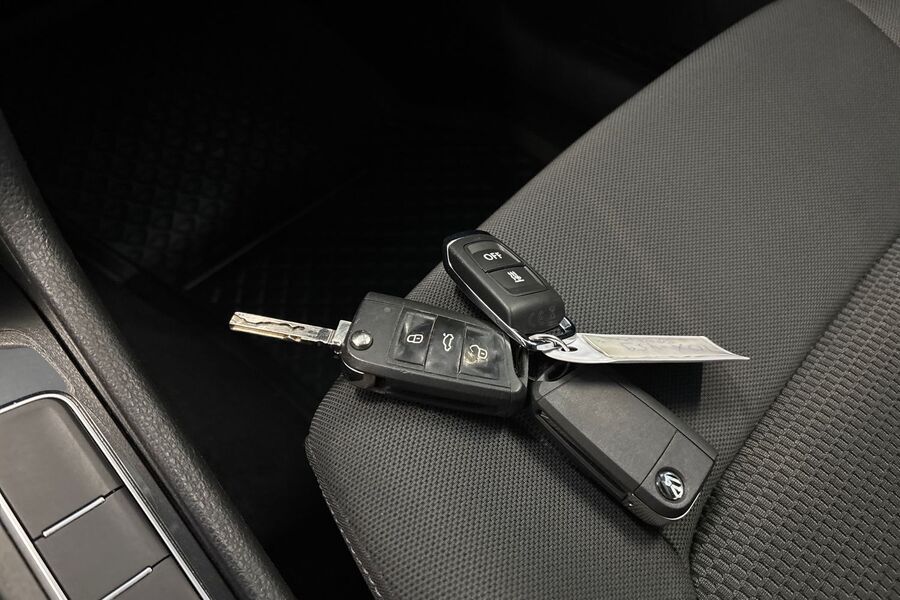 Volkswagen Golf Sportsvan vaihtoauto