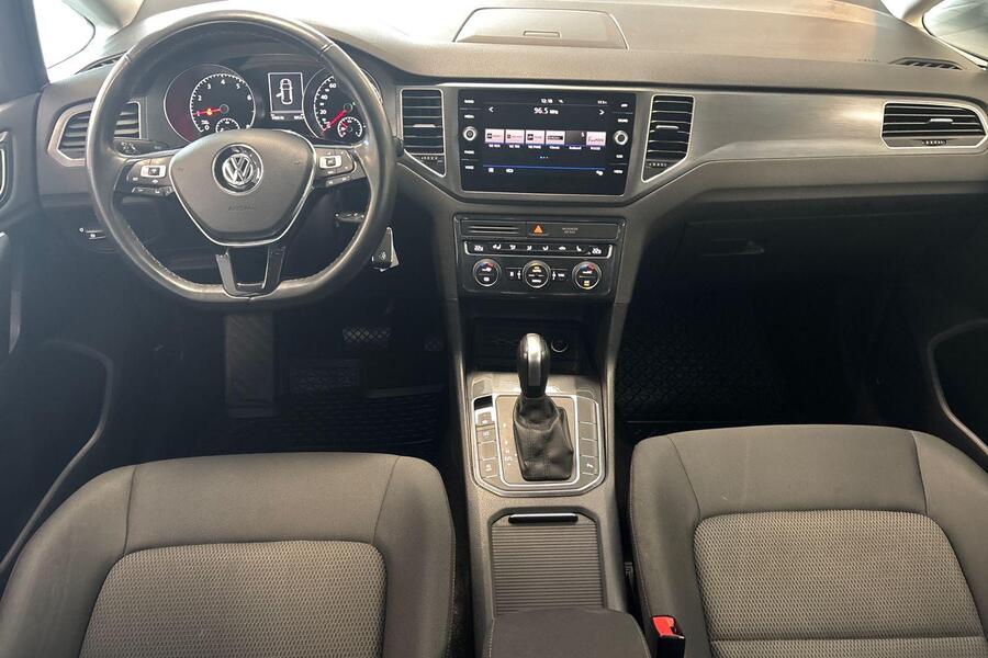 Volkswagen Golf Sportsvan vaihtoauto