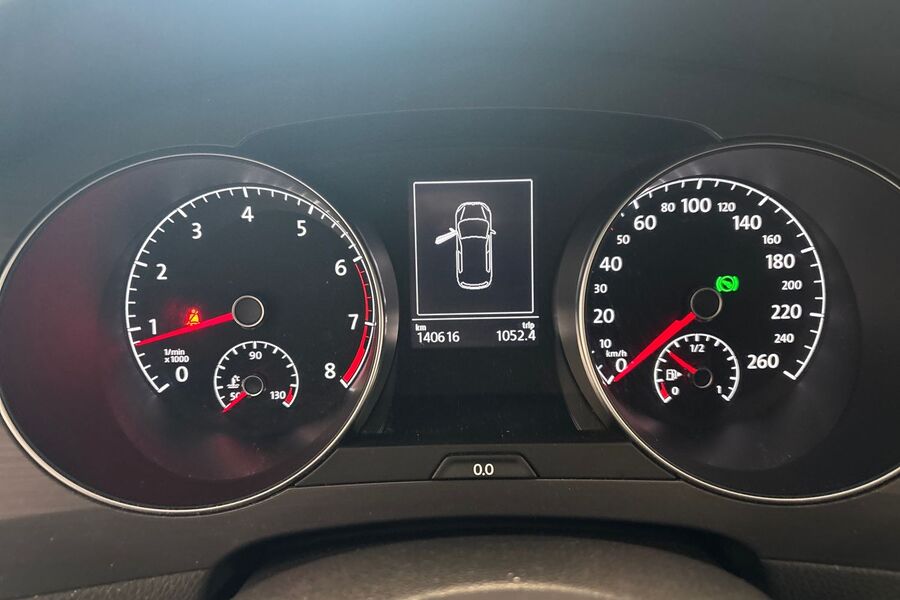 Volkswagen Golf Sportsvan vaihtoauto