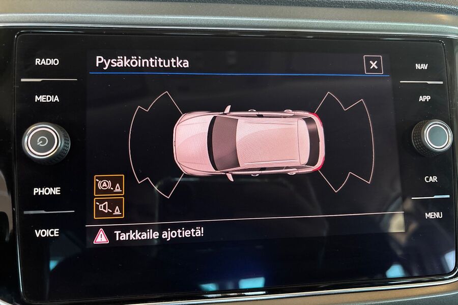 Volkswagen T-Roc vaihtoauto