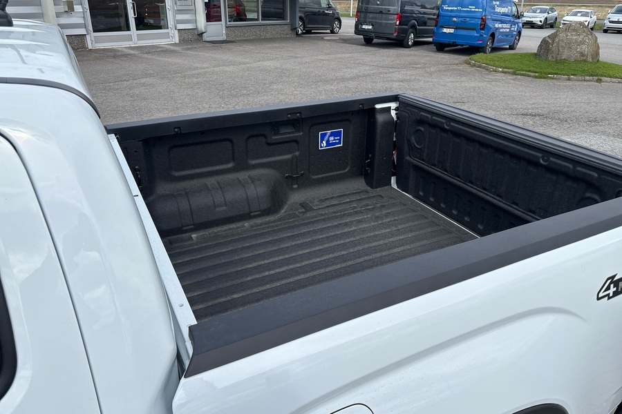 Volkswagen Amarok vaihtoauto