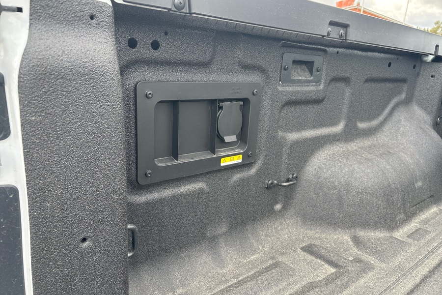 Volkswagen Amarok vaihtoauto