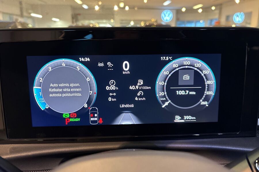 Volkswagen T-Roc vaihtoauto