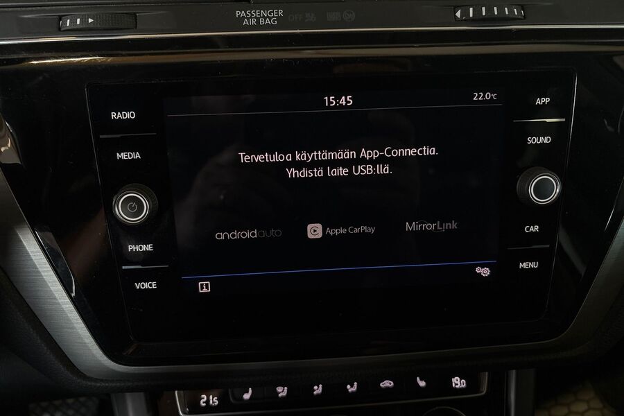 Volkswagen Touran vaihtoauto