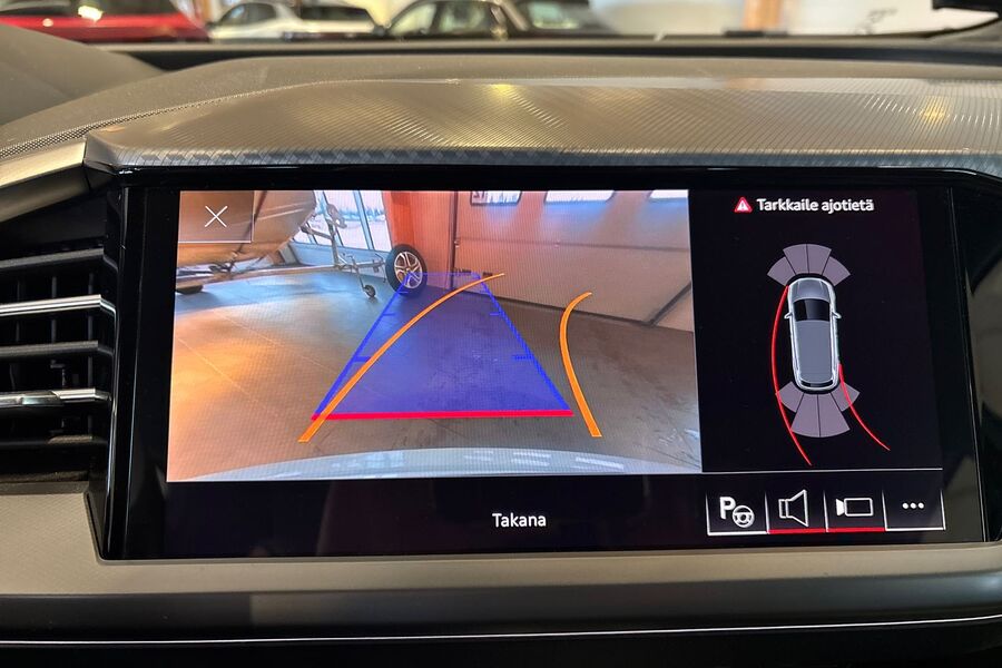 Audi Q4 e-tron vaihtoauto