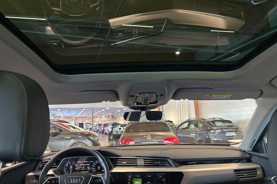 Audi e-tron vaihtoauto