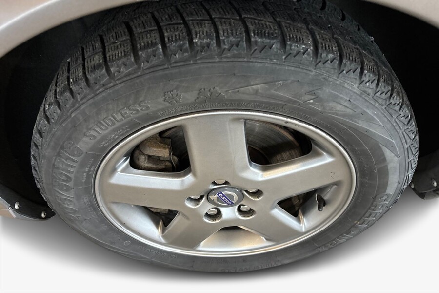 Volvo V70 vaihtoauto