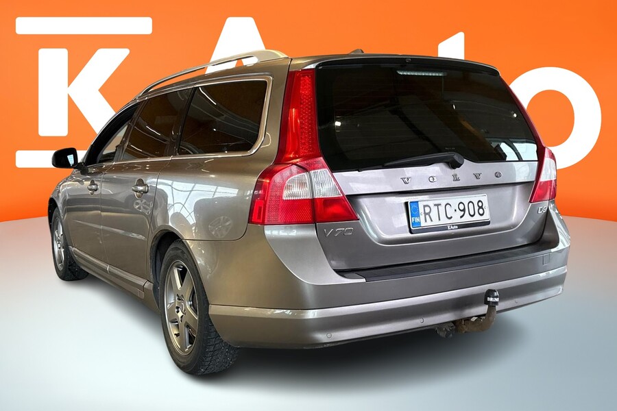 Volvo V70 vaihtoauto