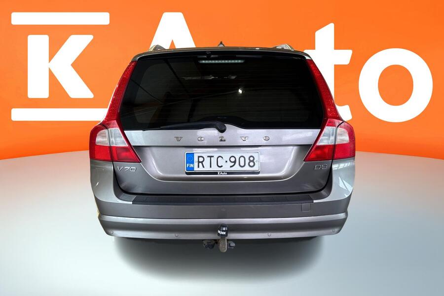 Volvo V70 vaihtoauto