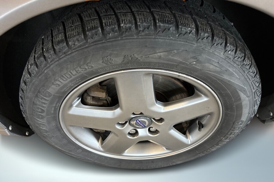 Volvo V70 vaihtoauto