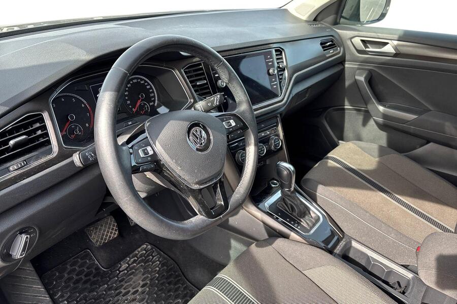 Volkswagen T-Roc vaihtoauto