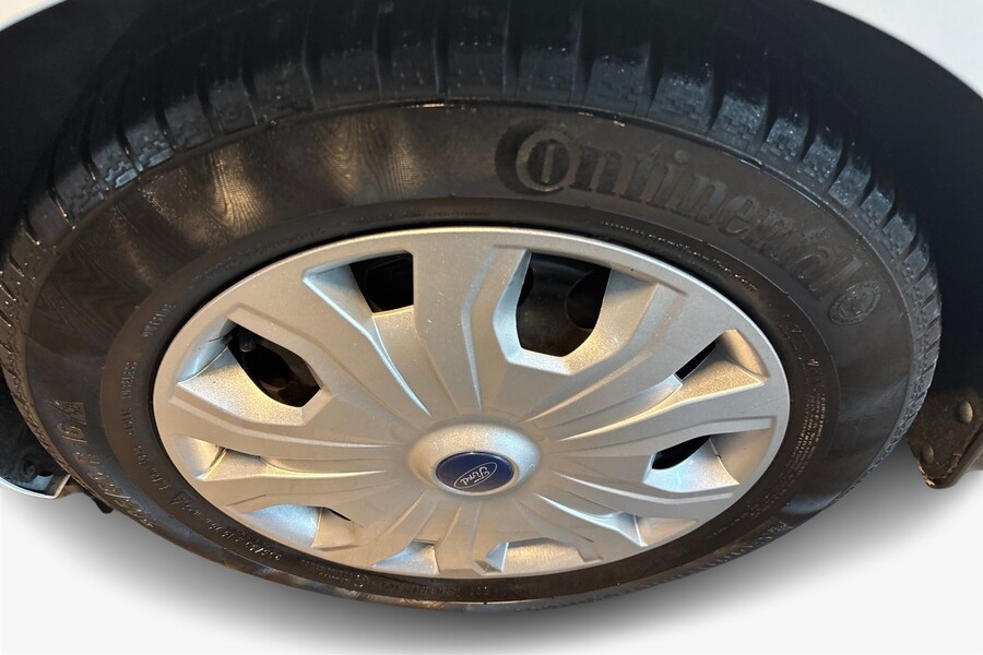 Ford Transit Connect vaihtoauto