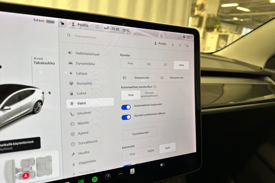 Tesla Model 3 vaihtoauto
