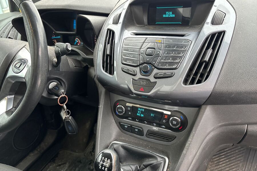 Ford Grand Tourneo Connect vaihtoauto