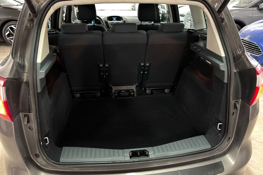 Ford C-MAX vaihtoauto