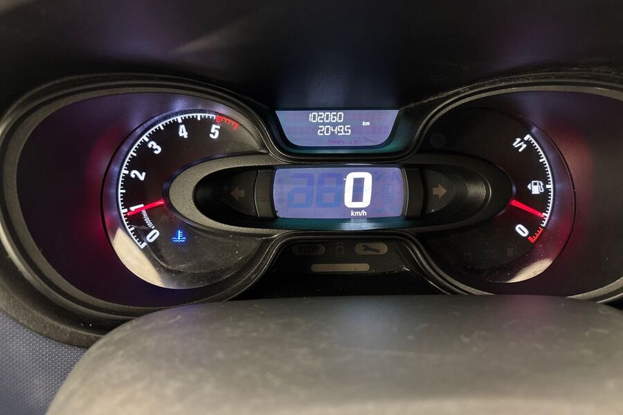 Opel Vivaro vaihtoauto