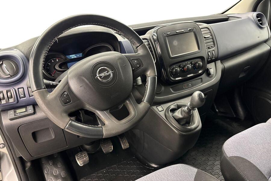 Opel Vivaro vaihtoauto