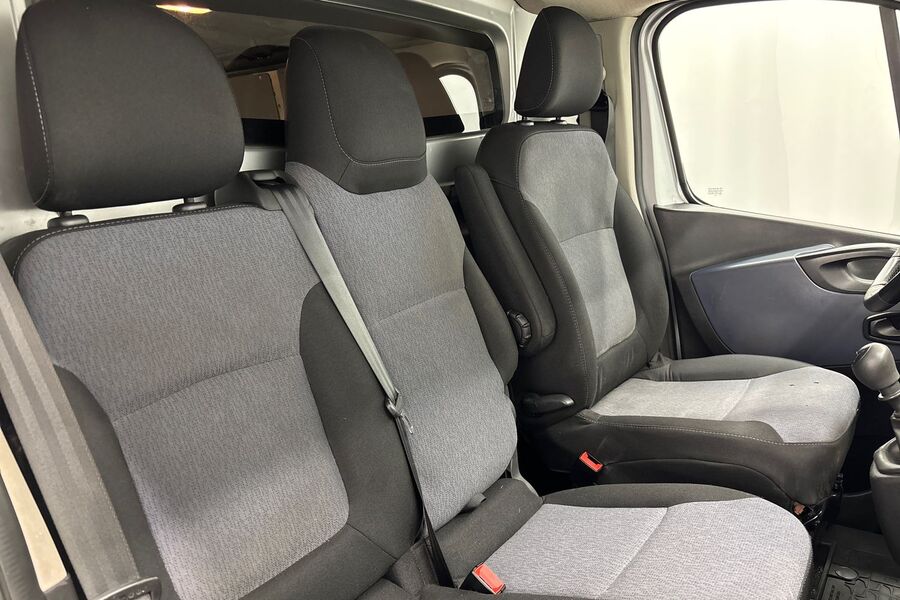 Opel Vivaro vaihtoauto