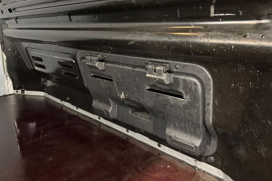 Opel Vivaro vaihtoauto