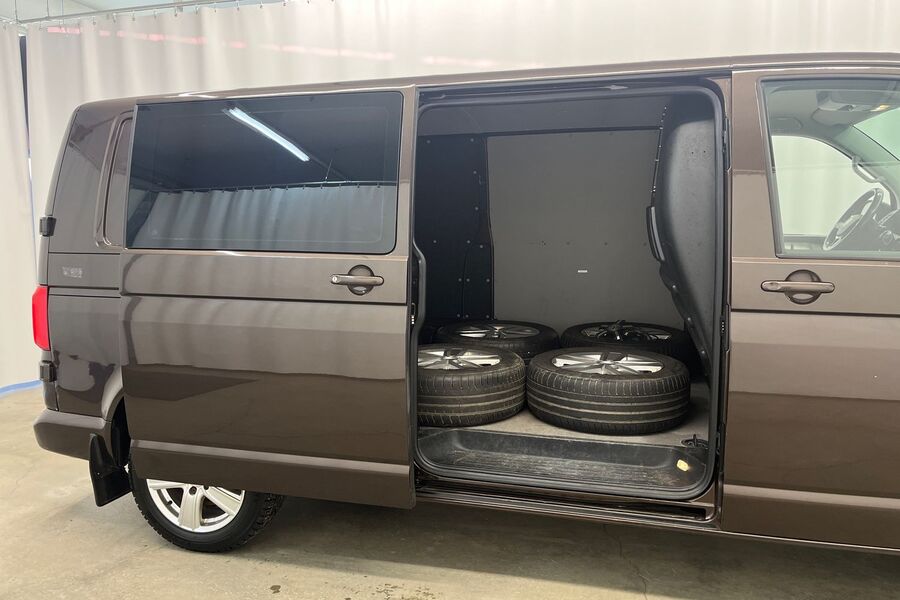 Volkswagen Transporter vaihtoauto