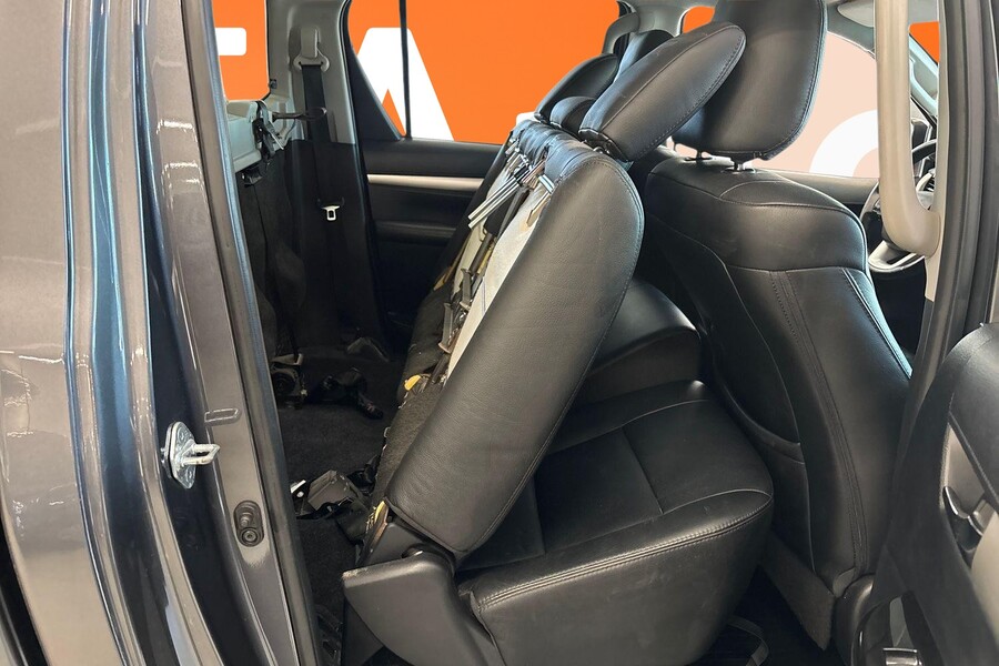 Toyota Hilux vaihtoauto