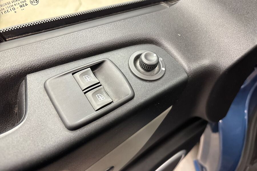 Nissan NV300 vaihtoauto