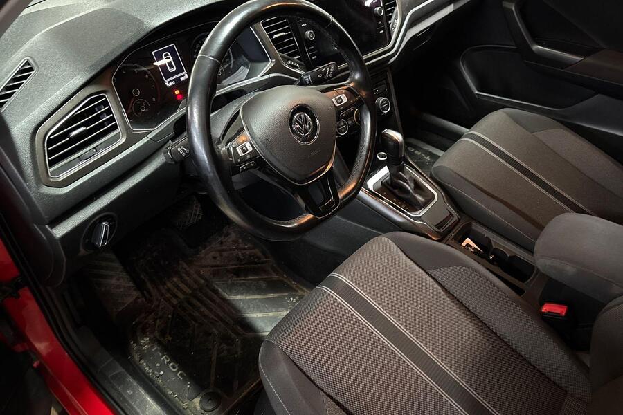 Volkswagen T-Roc vaihtoauto