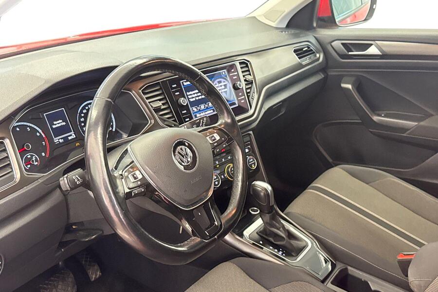 Volkswagen T-Roc vaihtoauto