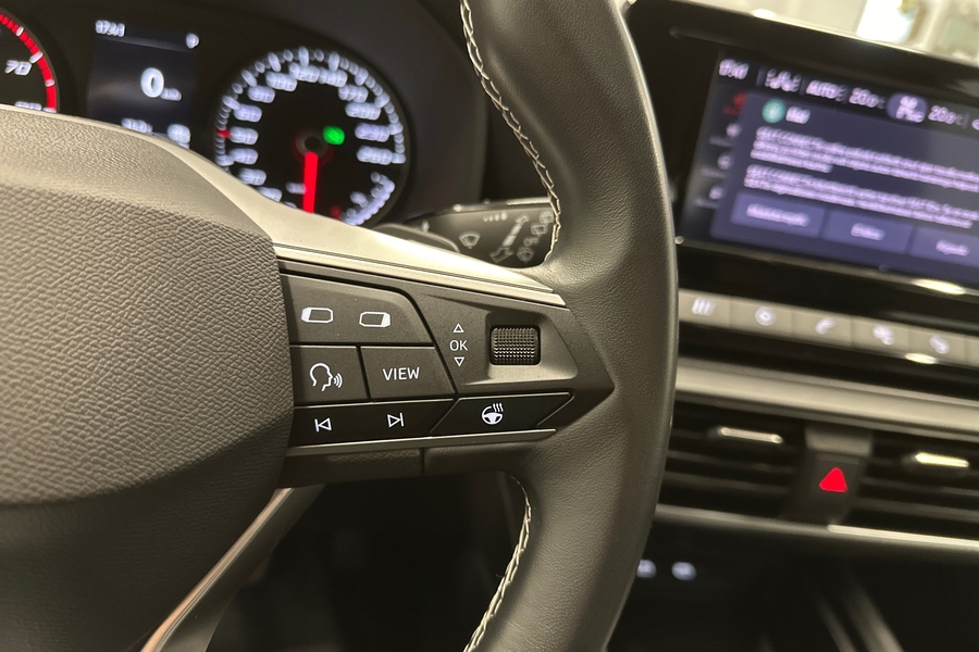 SEAT Leon Sportstourer vaihtoauto