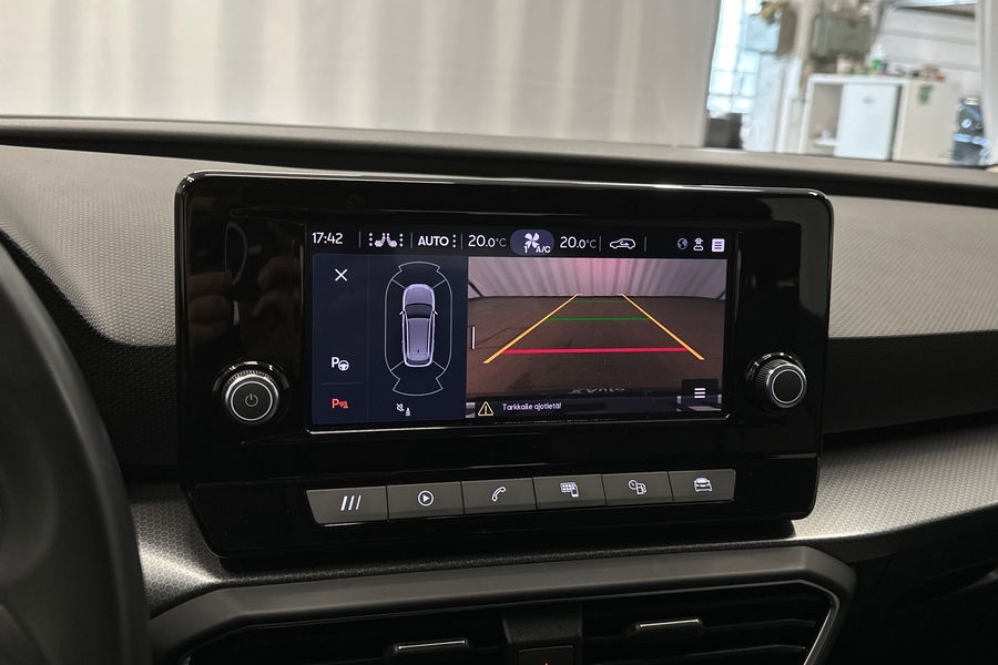 SEAT Leon Sportstourer vaihtoauto