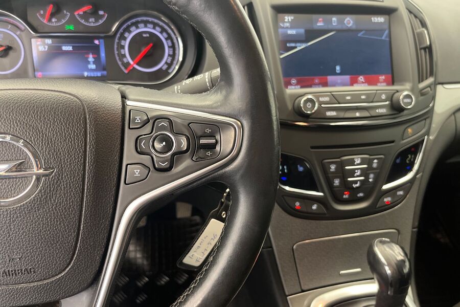 Opel Insignia vaihtoauto