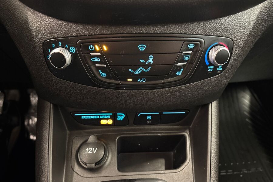 Ford Transit Courier vaihtoauto