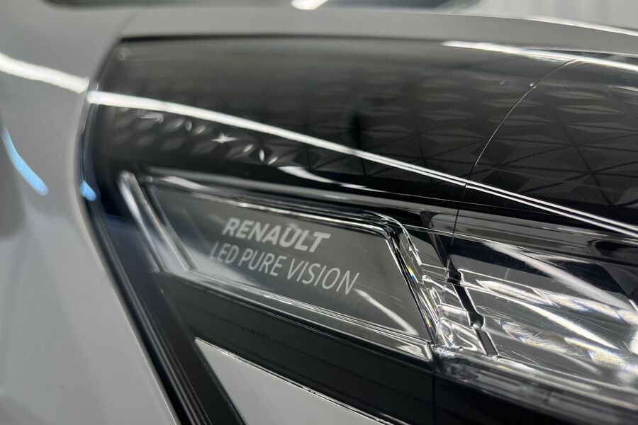 Renault Trafic vaihtoauto