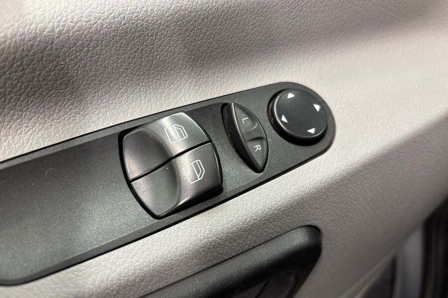 Volkswagen Crafter vaihtoauto