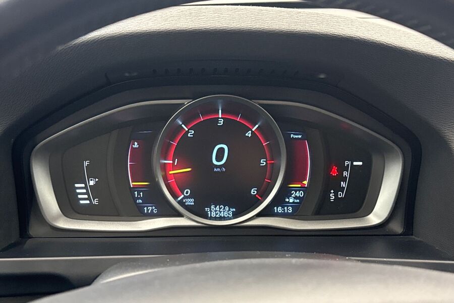 Volvo V60 Cross Country vaihtoauto