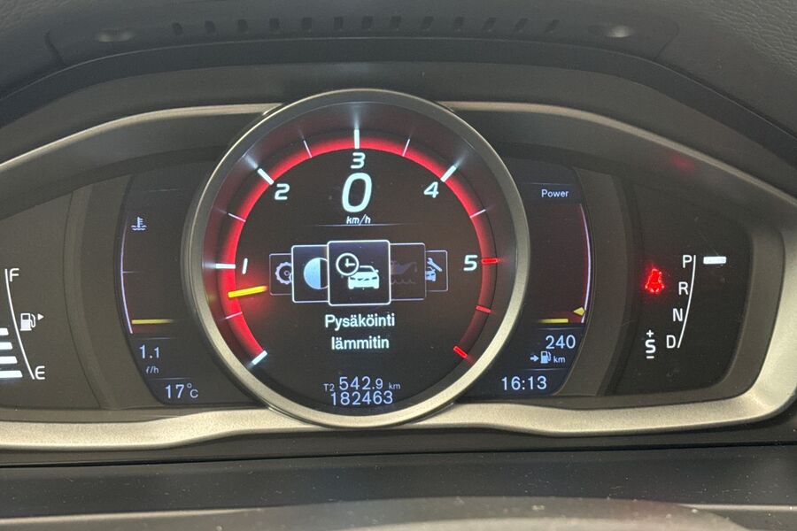 Volvo V60 Cross Country vaihtoauto