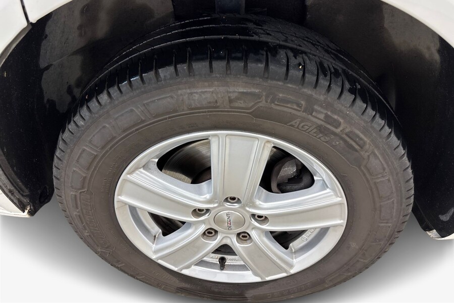 Volkswagen Caravelle vaihtoauto