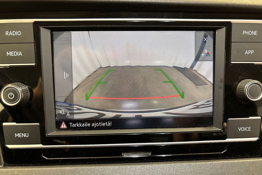 Volkswagen Caravelle vaihtoauto