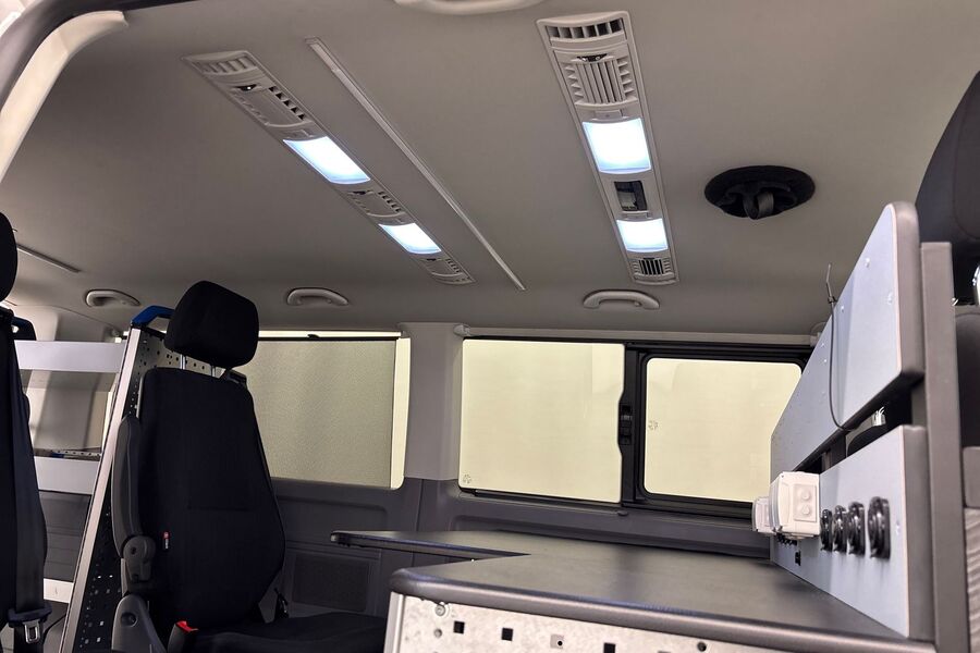 Volkswagen Caravelle vaihtoauto