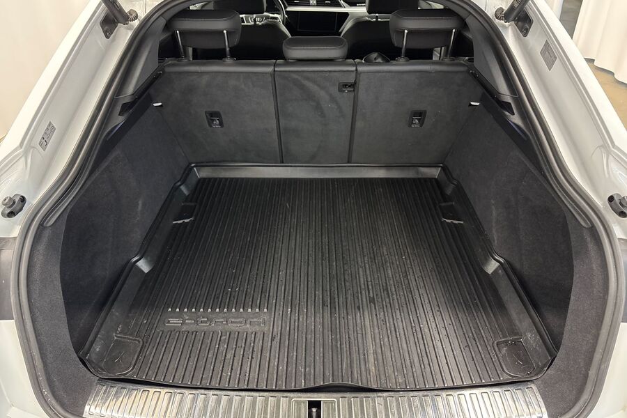 Audi e-tron vaihtoauto