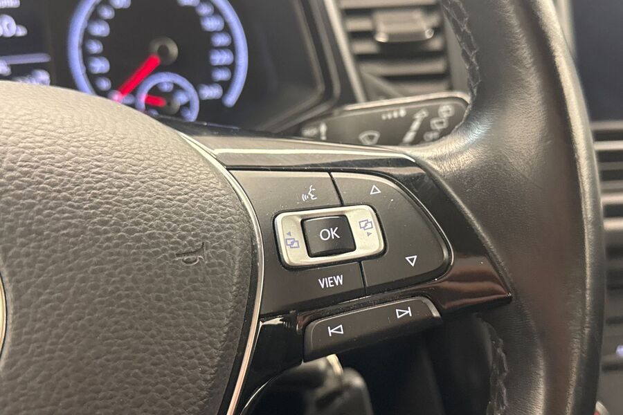 Volkswagen T-Roc vaihtoauto