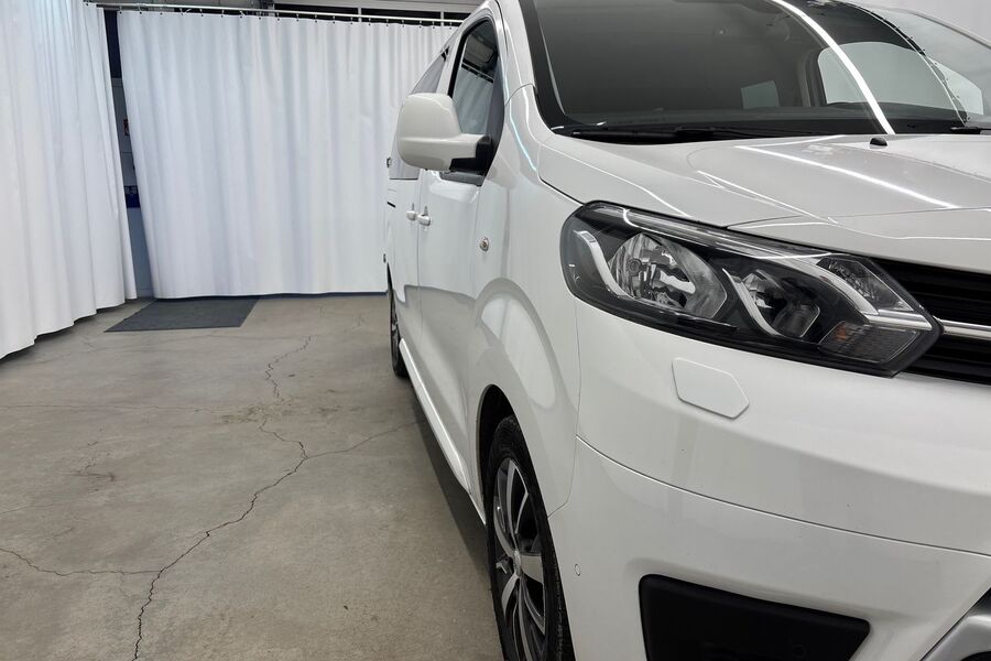 Toyota Proace Verso vaihtoauto