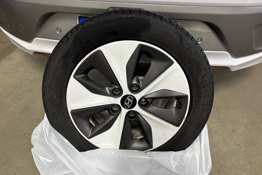 Hyundai IONIQ electric vaihtoauto
