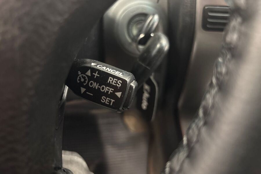 Toyota Land Cruiser vaihtoauto