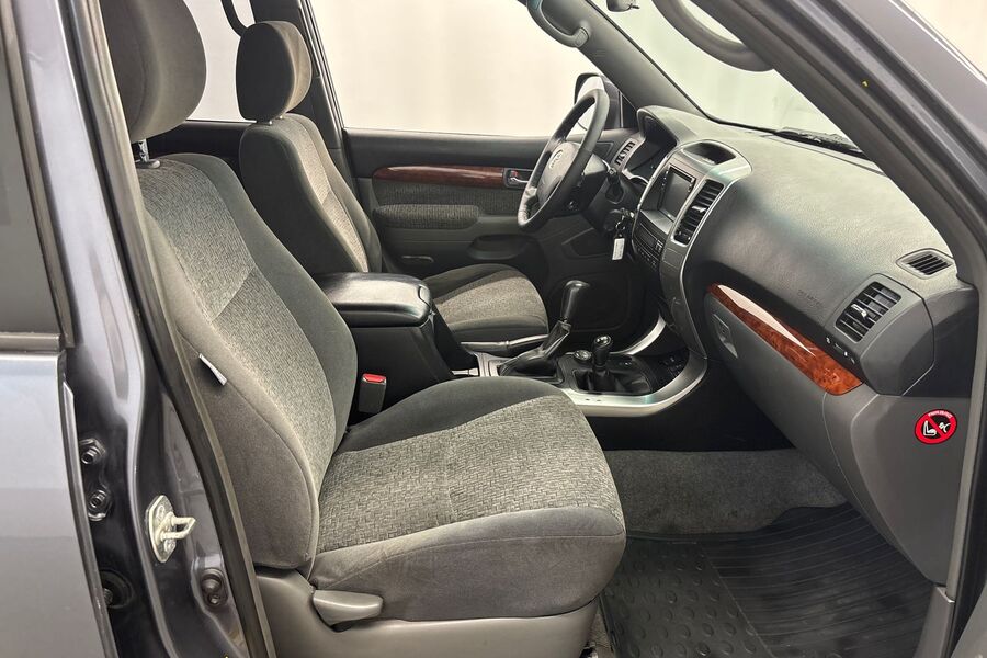 Toyota Land Cruiser vaihtoauto