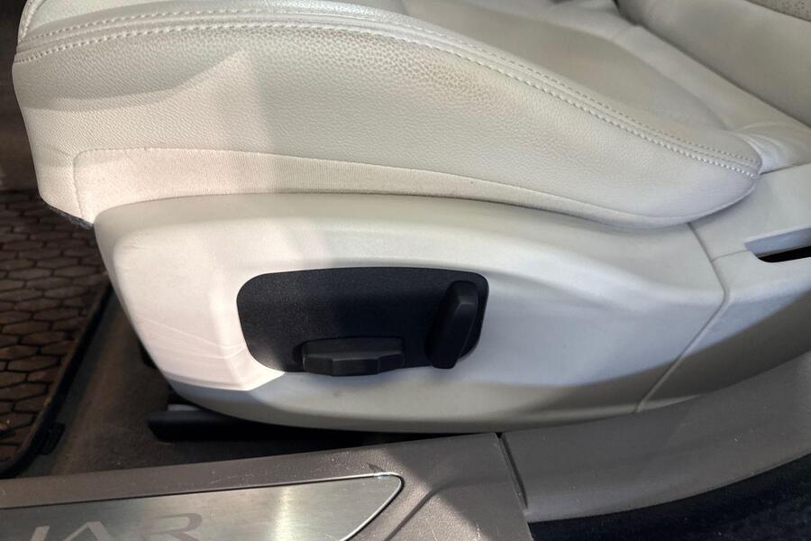 Jaguar XF vaihtoauto