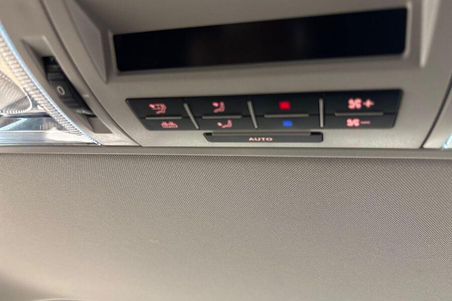 Volkswagen Multivan vaihtoauto