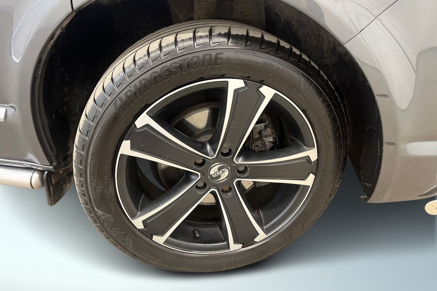 Volkswagen Multivan vaihtoauto