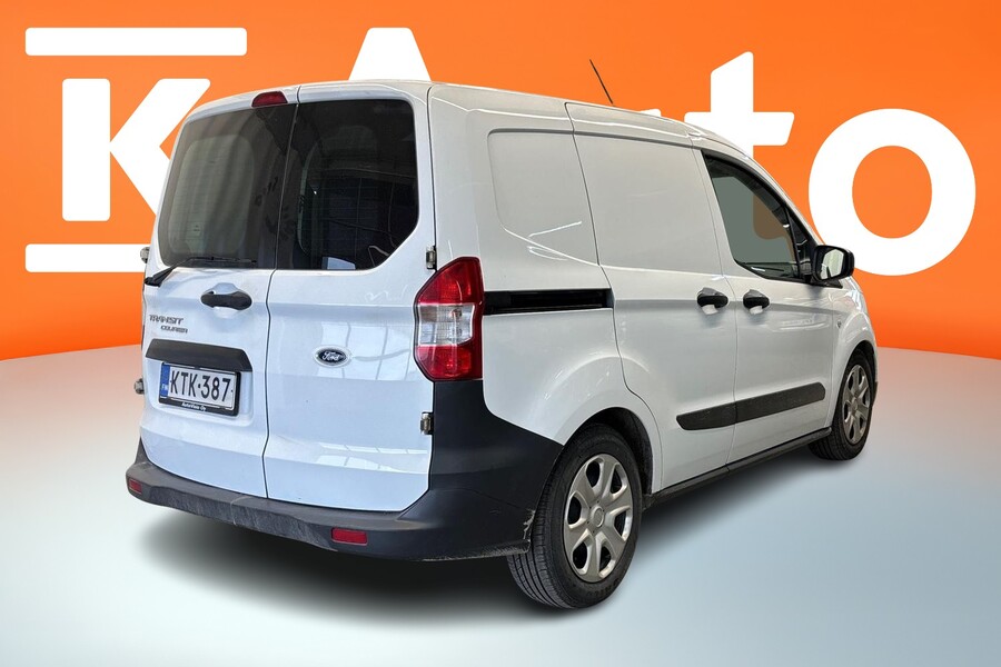 Ford Transit Courier vaihtoauto